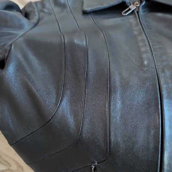 Anne Klein Women’s Black Lambskin leather zip front jacket - Picture 4 of 8